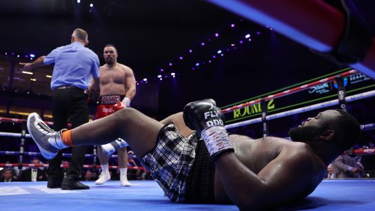 Joseph Parker blows out last-minute replacement Martin Bakole with big right hand in only second round (boxing)