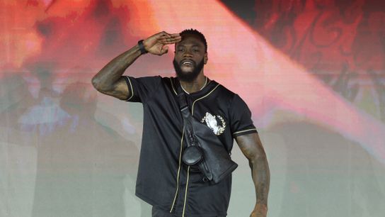 Deontay Wilder enters expected slugfest with Zhilei Zhang in desperate need of a victory (Boxing)