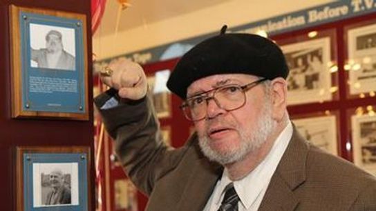 Hall of Fame boxing columnist Michael Katz dead at 85 (boxing)