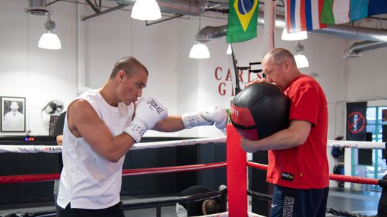 Tim Tszyu works out in preparation for his IBF title fight Saturday on Amazon Prime Video against Bakhram Murtazaliev.
