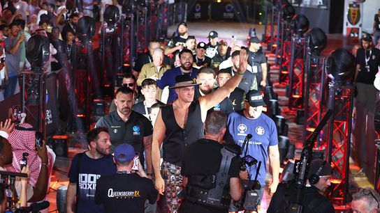 He's had his ups and his downs, but when he's on his game, few heavyweights have ever been more difficult to beat than Tyson Fury (Boxing)