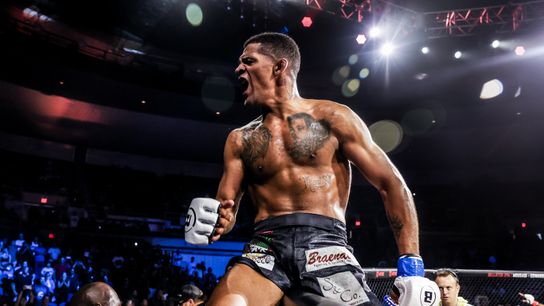 Bellator bantamweight champ Patchy Mix is still building his name, but he is convinced he's the best MMA fighter in the world (mma)
