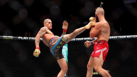 UFC 307 betting: Wagering on takedowns in Alex Pereira-Khalil Rountree fight is very risky business (UFC)