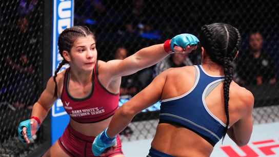 Julieta Martinez (L) won a split decision over Leslie Hernandez but didn't earn a UFC contract.