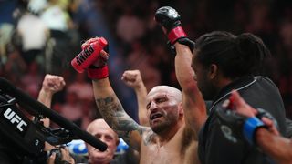 Age won't define featherweight champion Alex Volkanovski, who has heard Ilia Topuria's boasts and plans to make a statement of his own taken Las Vegas (UFC). Photo by Stephen R. Sylvanie/USA Today Sports